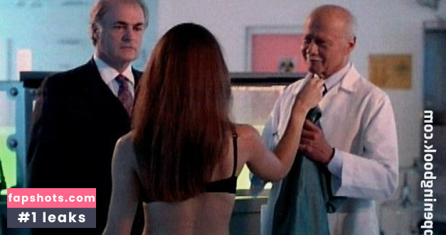 Athena Massey gallery photo #15