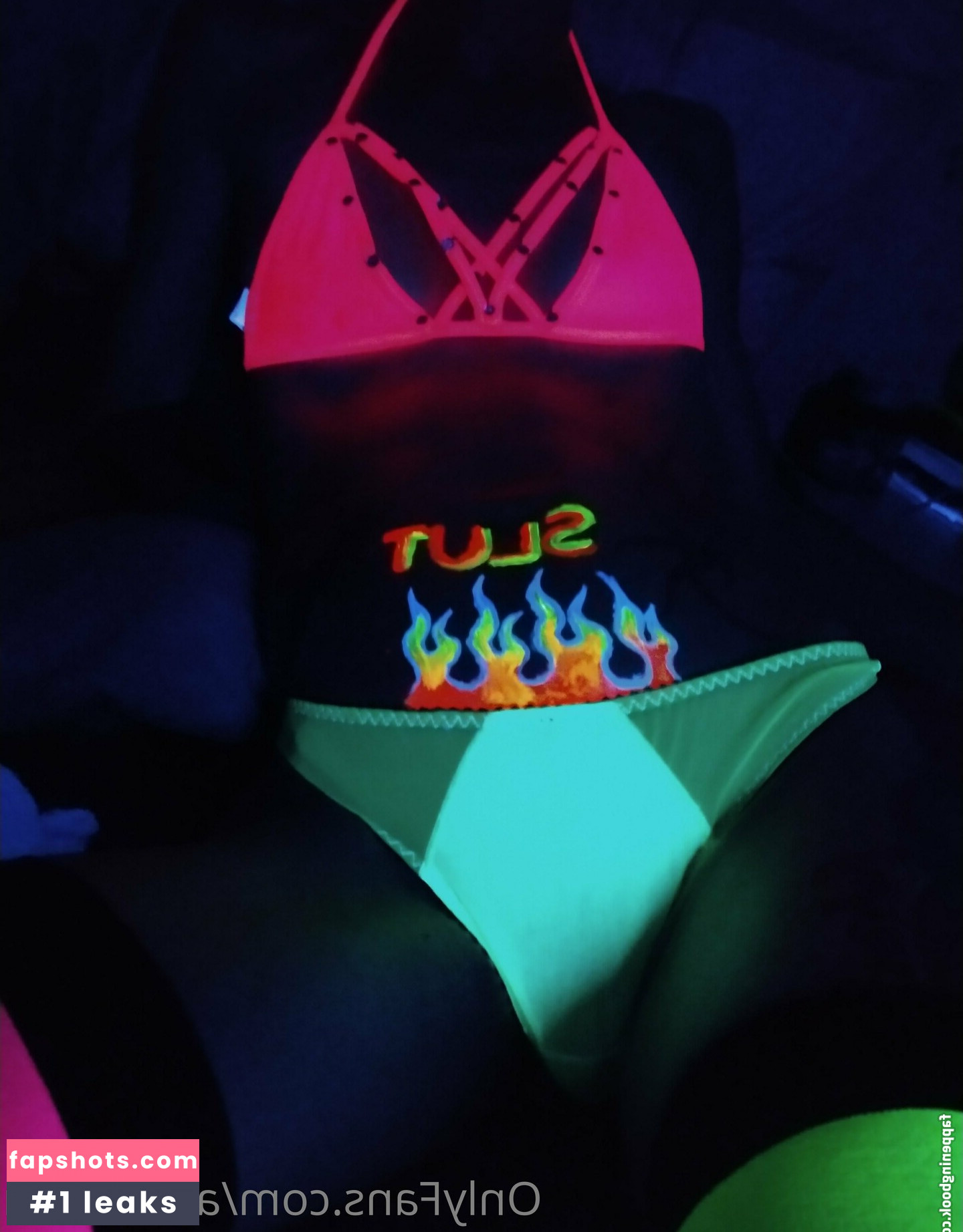 athenablu gallery photo #22