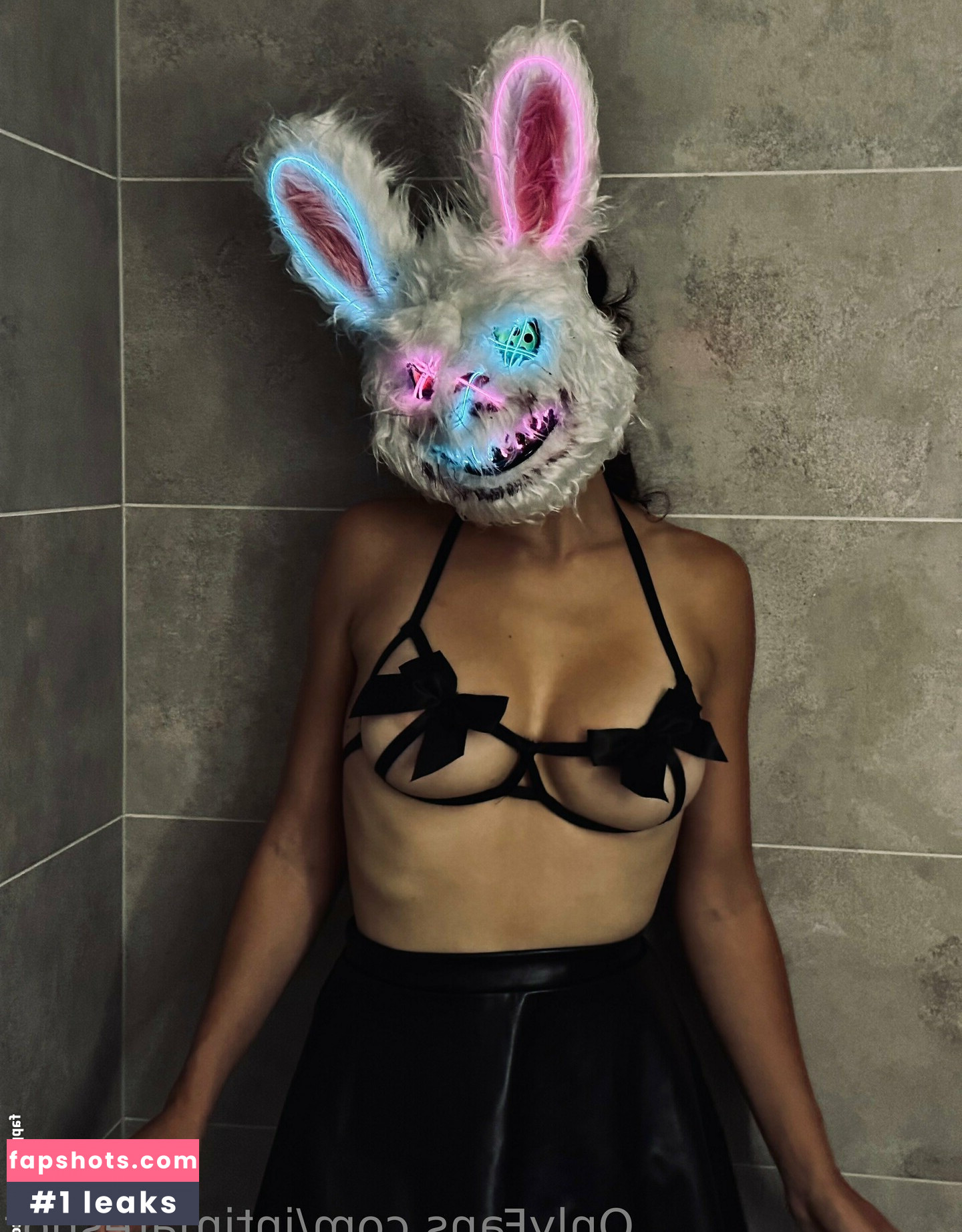 atheres_69 gallery photo #13