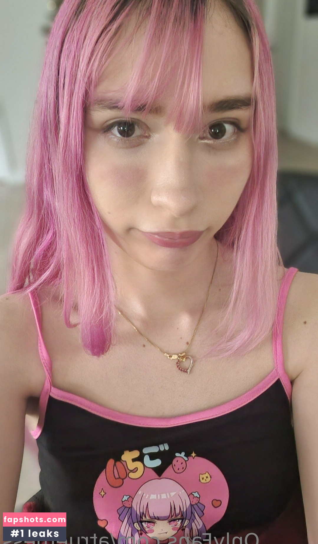 atruemess gallery photo #2