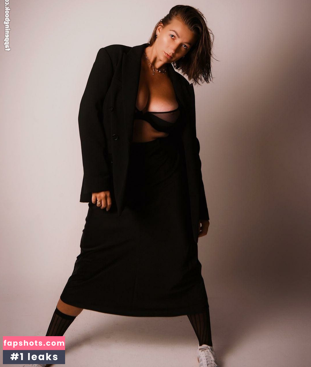 Atypiqa gallery photo #5