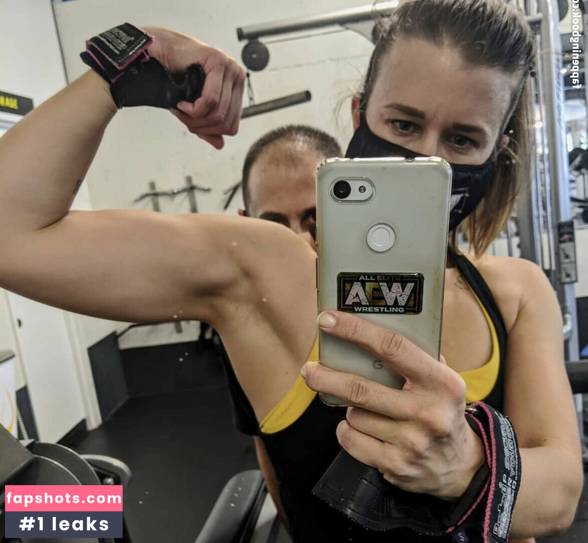 Aubrey Edwards gallery photo #26