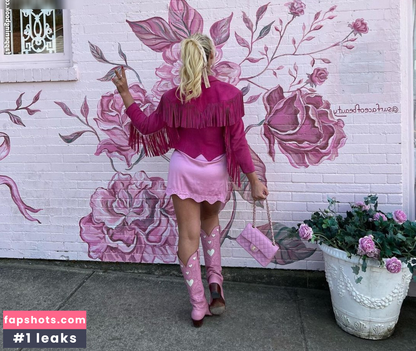 Aubrey Kate gallery photo #30