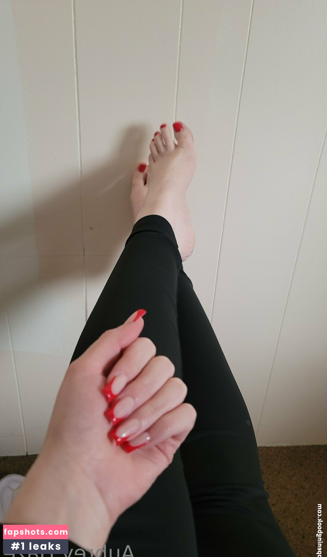 aubreyhazefree nude babe gallery