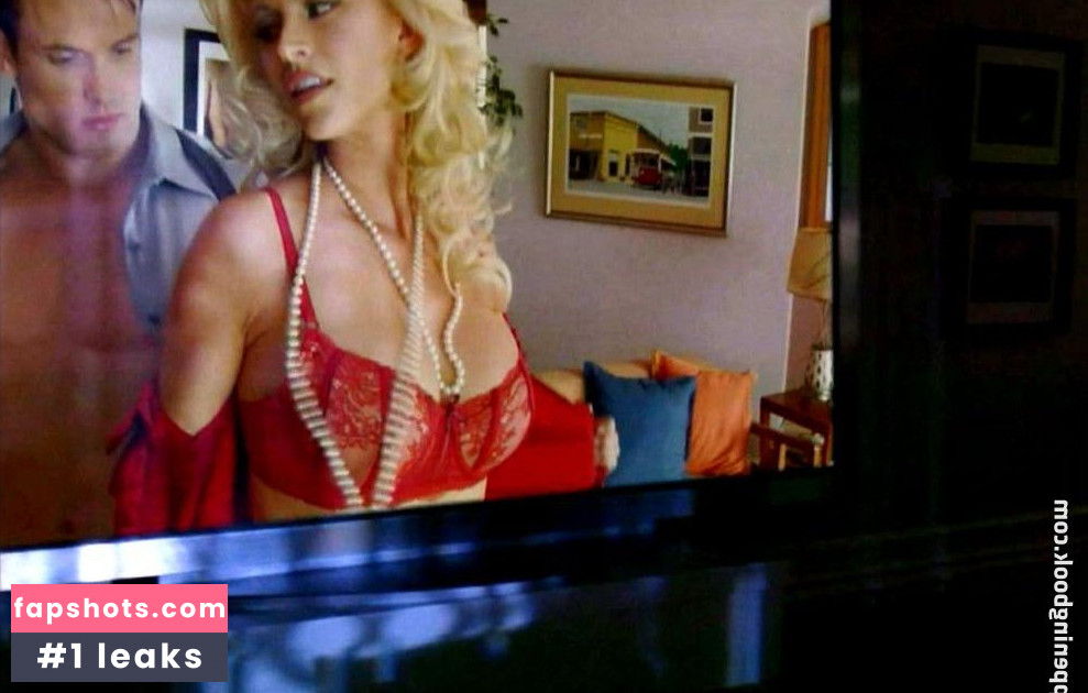 Aubrie Lemon nude babe gallery