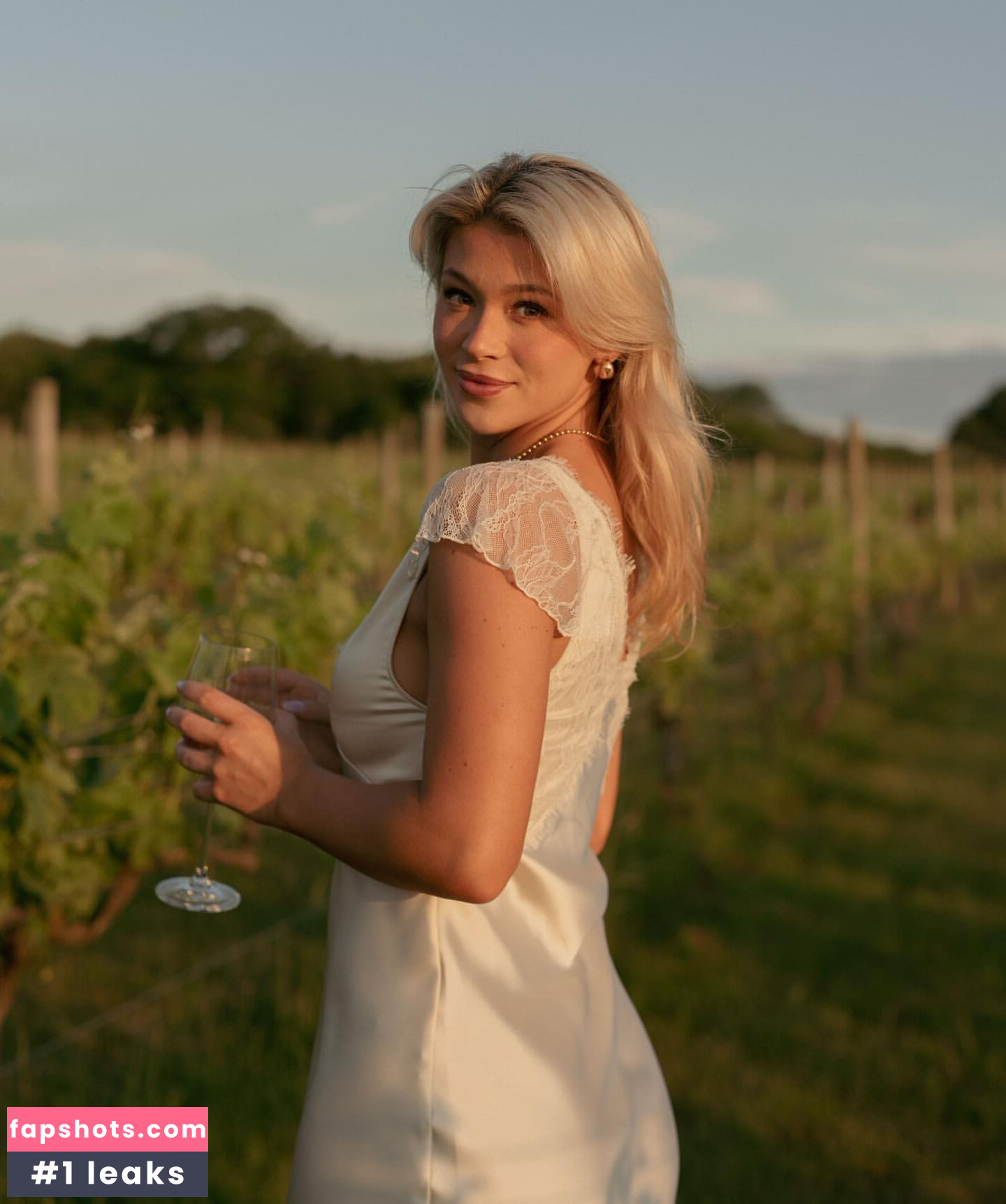 Audrey Trullinger Nude Leaks OnlyFans Photos #57 - LeakJerk