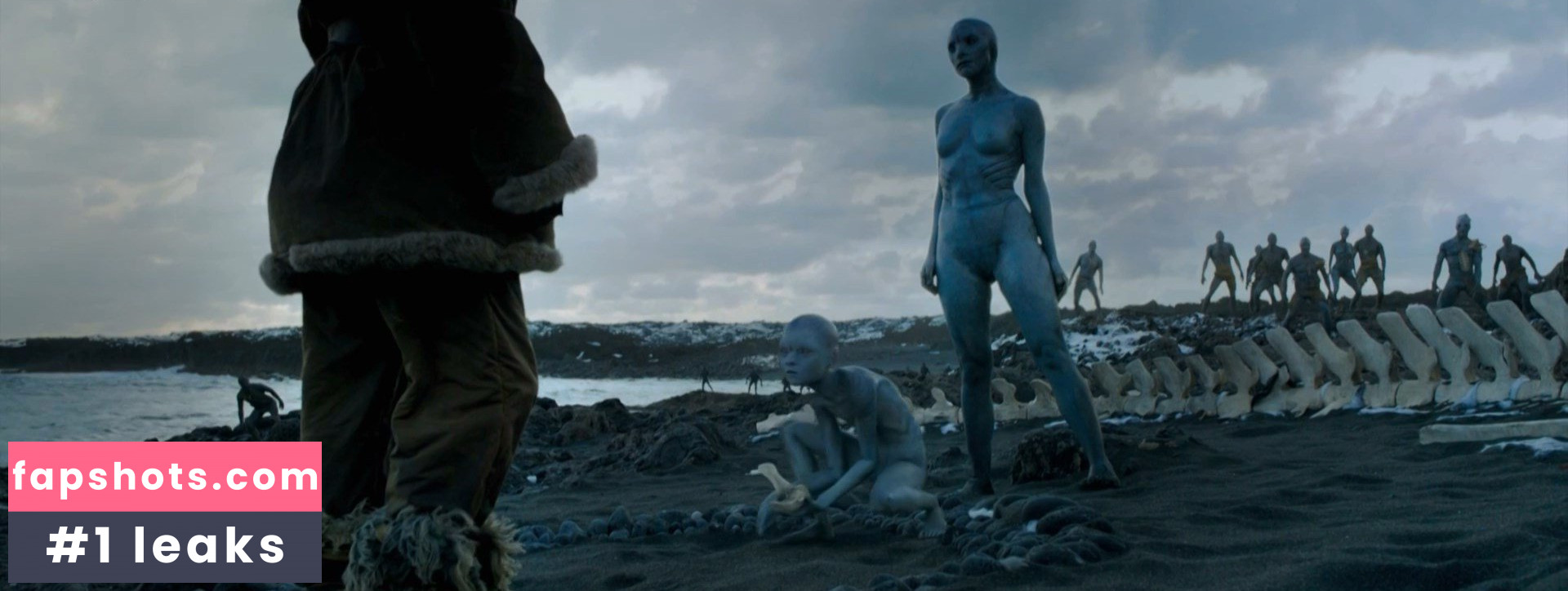 Aura Garrido gallery photo #12