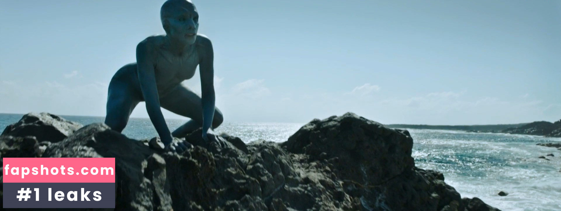 Aura Garrido gallery photo #17