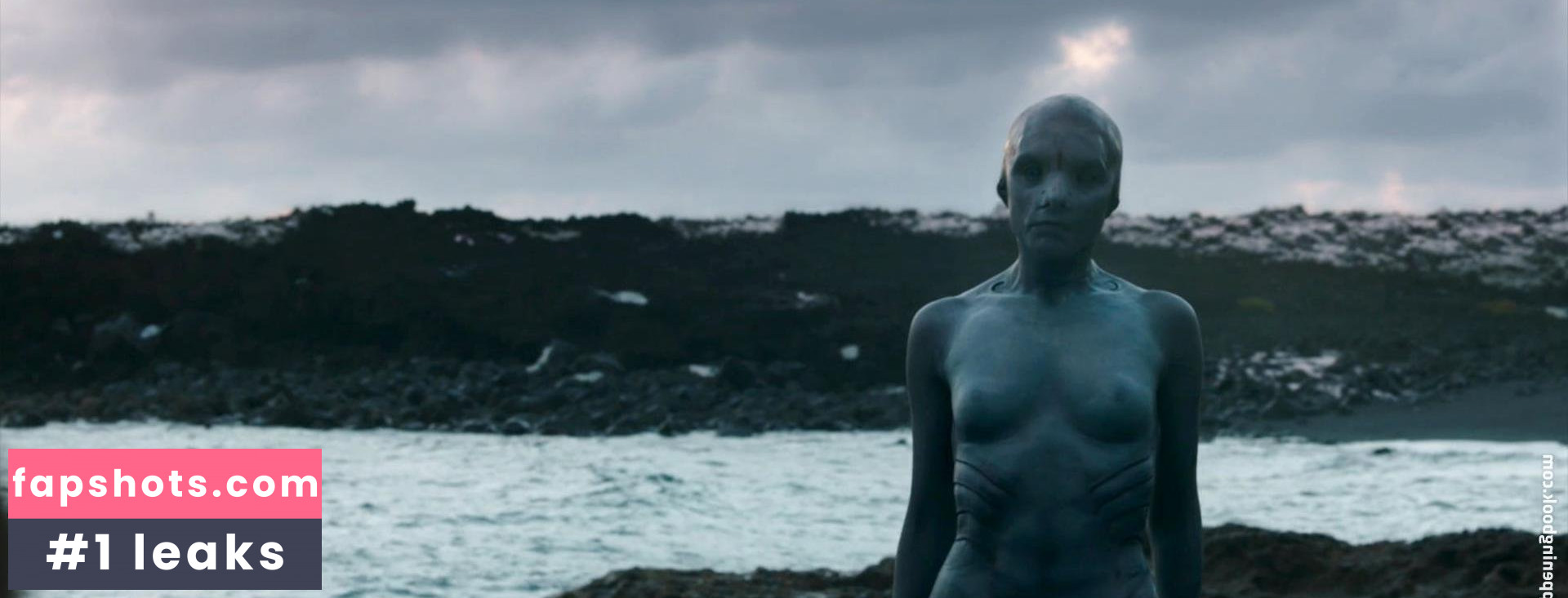 Aura Garrido gallery photo #37