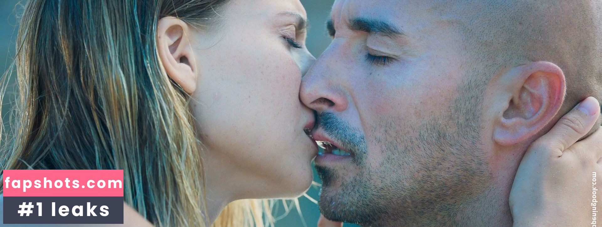 Aura Garrido gallery photo #9