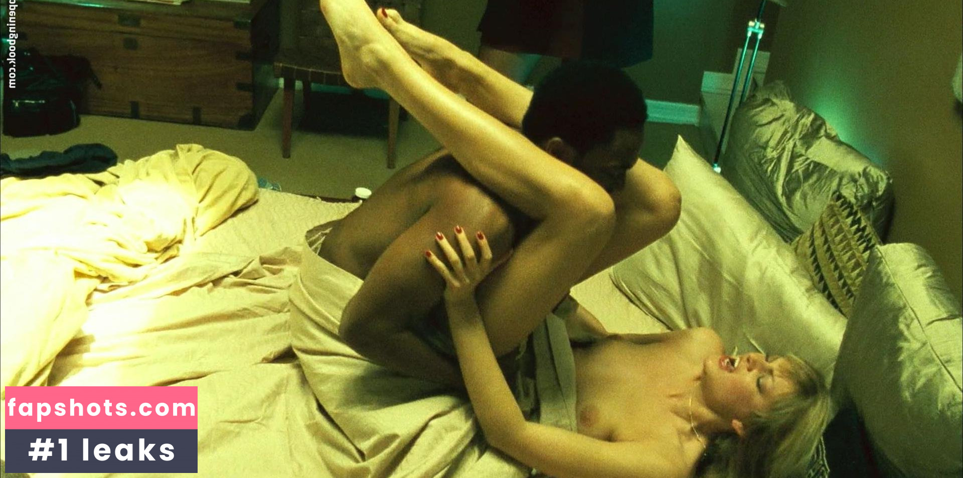 Aura Grimolyte gallery photo #4