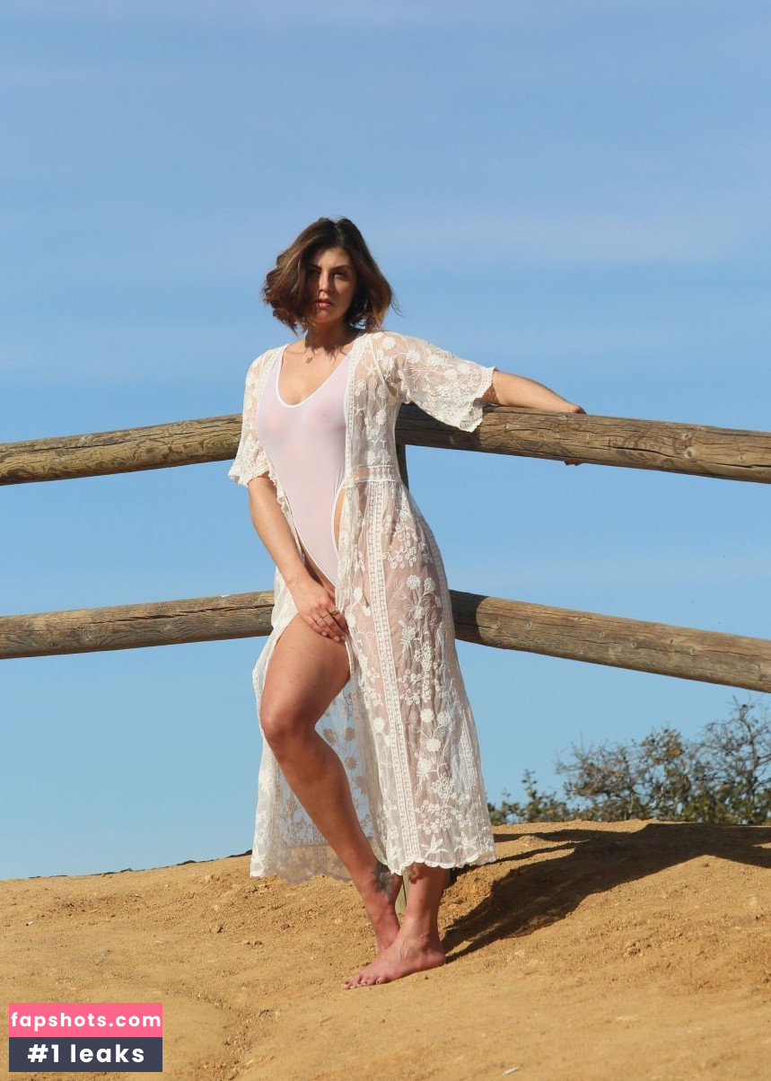 Aurelie Malta gallery photo #4