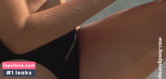 Aurélie Meriel gallery photo #13