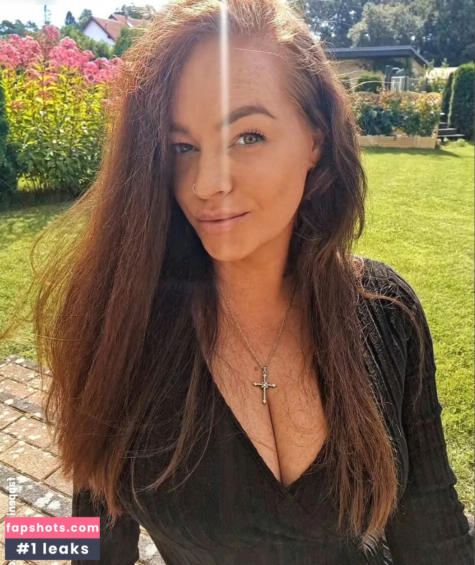 aurora_22.5_ gallery photo #18