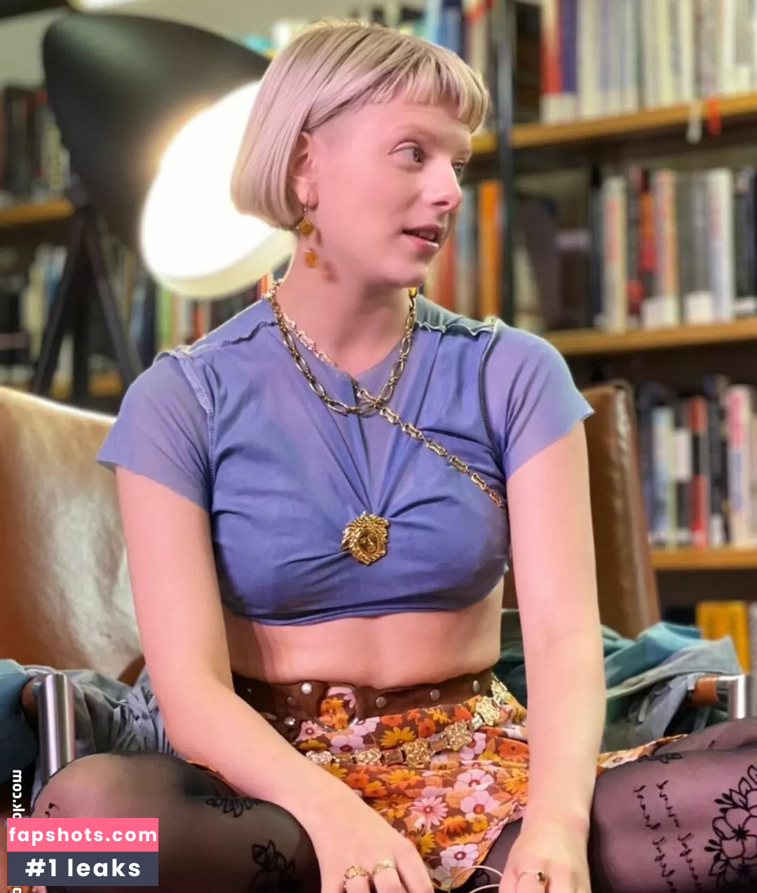 Aurora Aksnes gallery photo #122