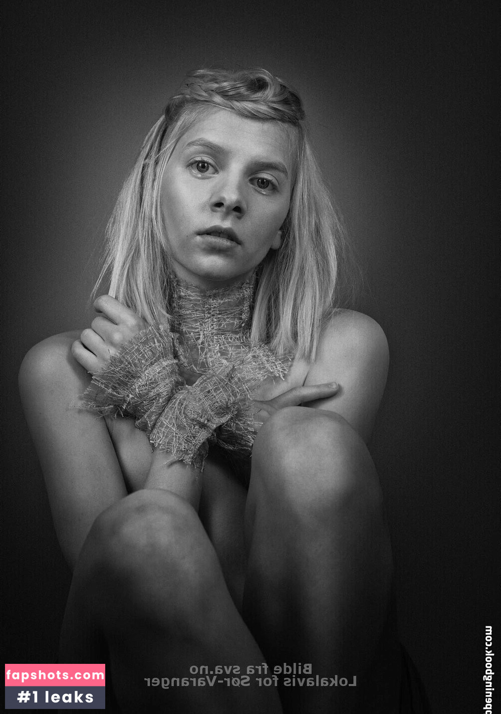 Aurora Aksnes gallery photo #133