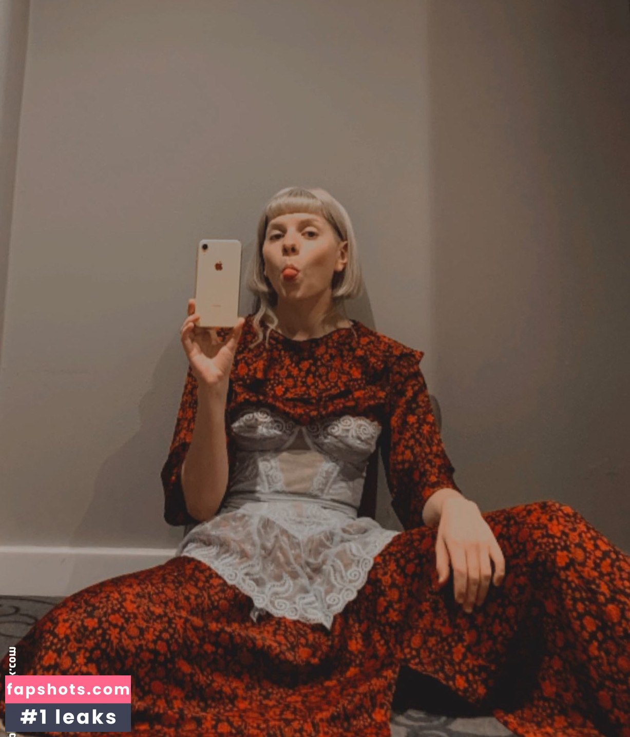 Aurora Aksnes gallery photo #149