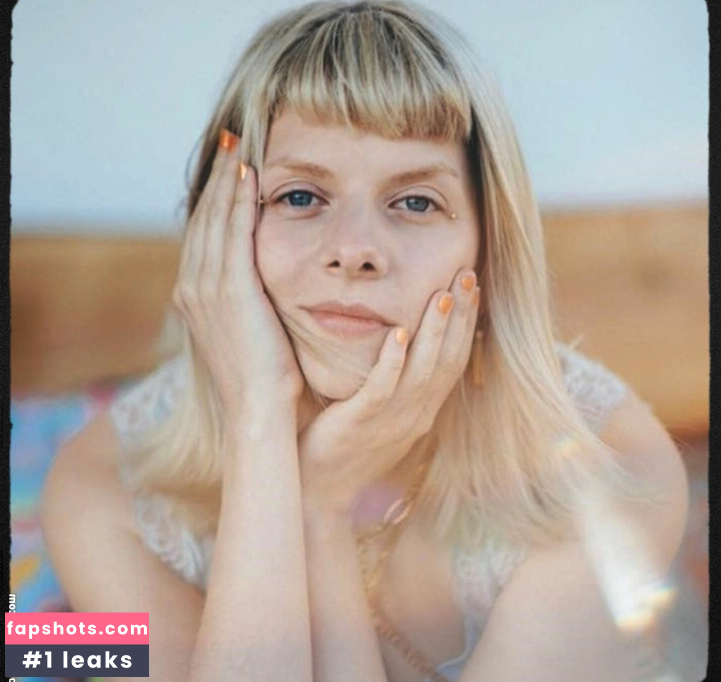 Aurora Aksnes gallery photo #69