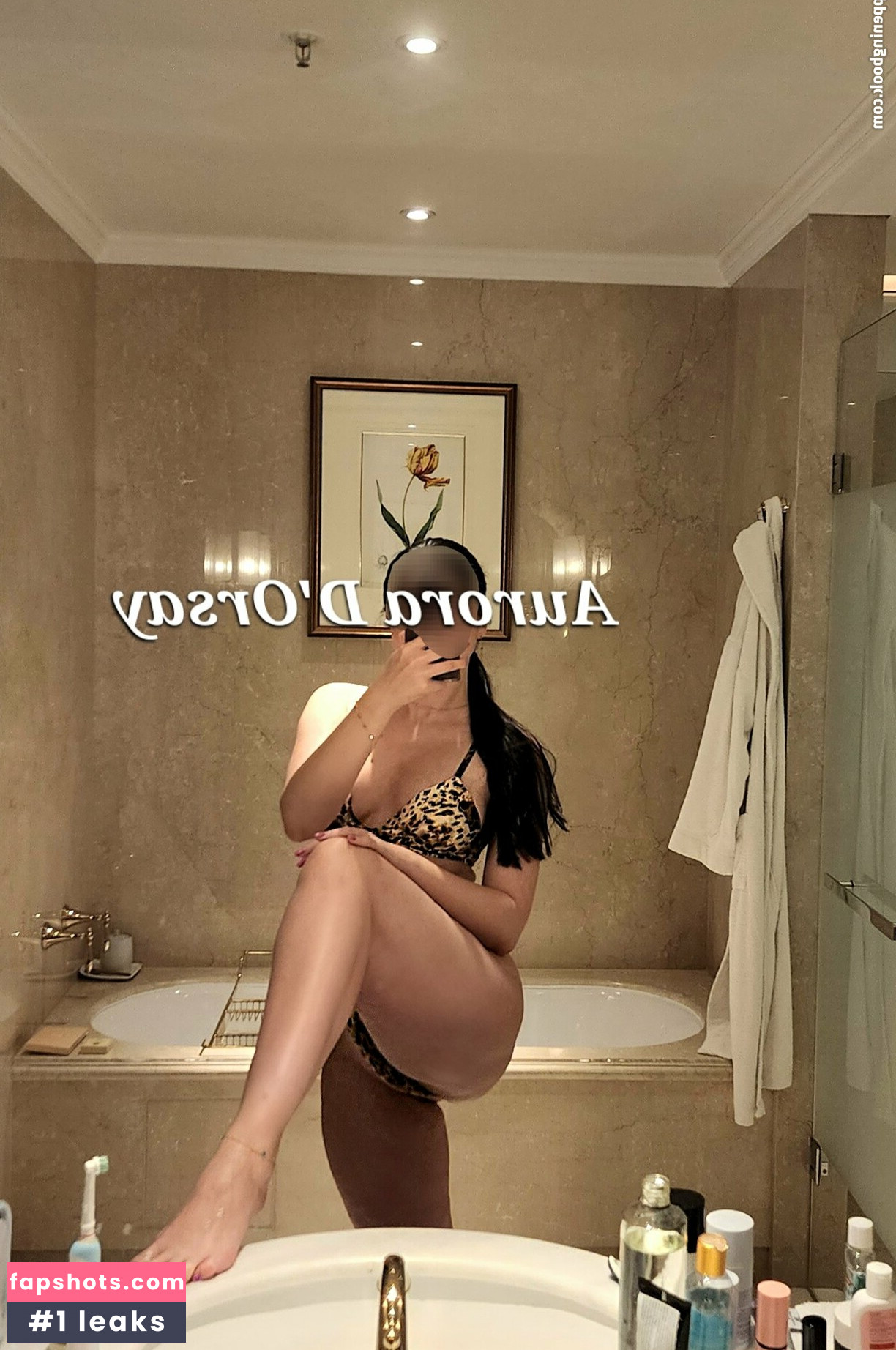 Aurora D'orsay gallery photo #7