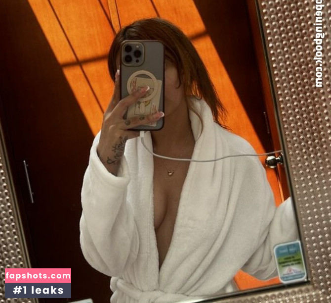 Aurora Menchaca gallery photo #17