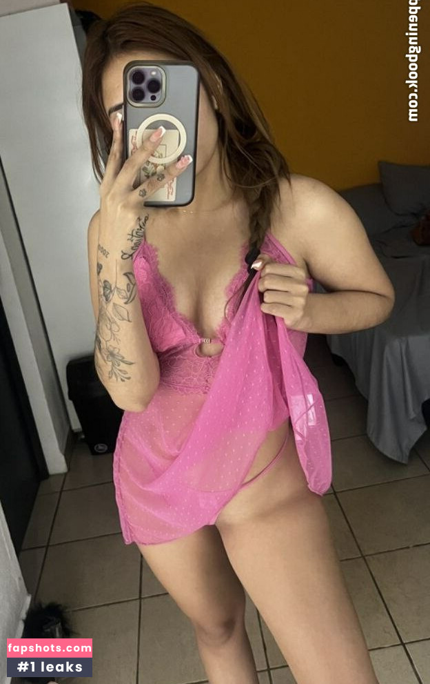 Aurora Menchaca gallery photo #22