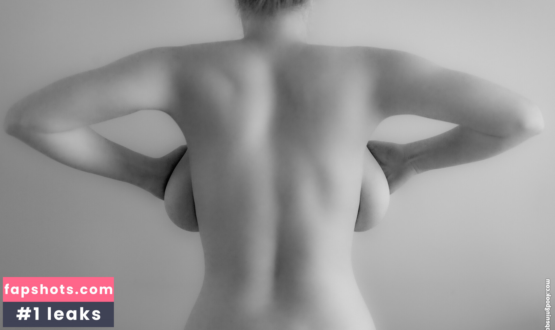 Aurora Phoenix gallery photo #102