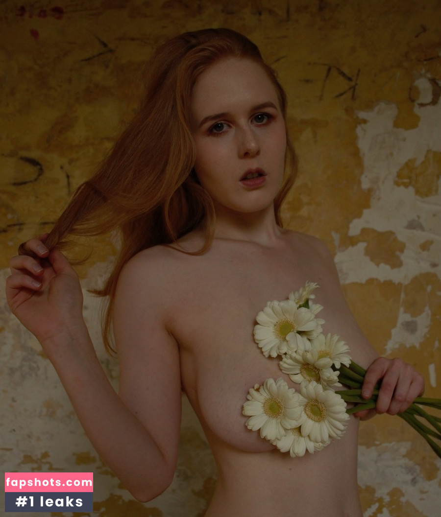 Aurora Phoenix gallery photo #121