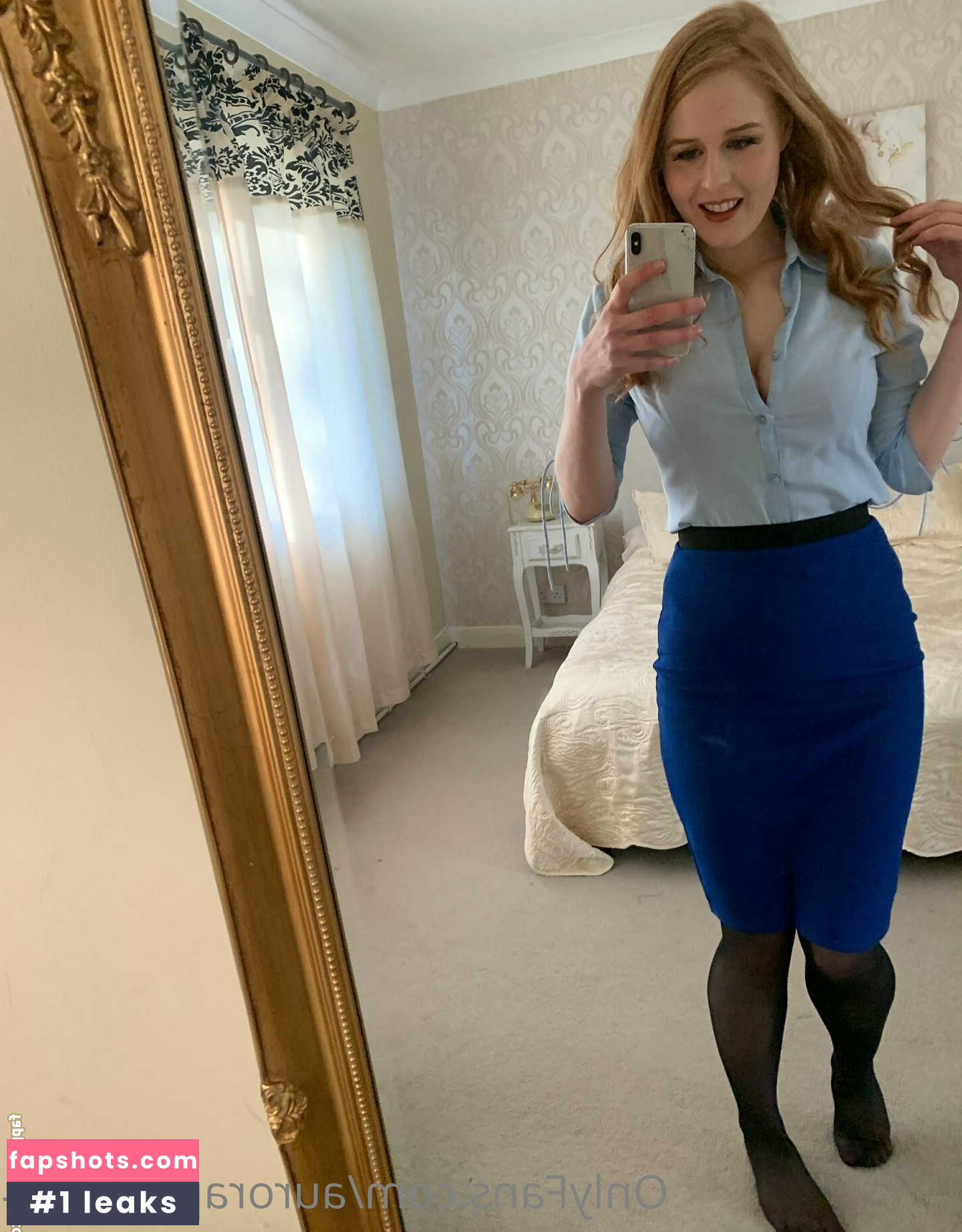 Aurora Phoenix gallery photo #7