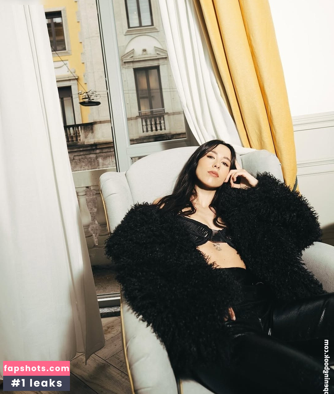 Aurora Ramazzotti Filtración Desnuda OnlyFans Foto #9 - Fapshots