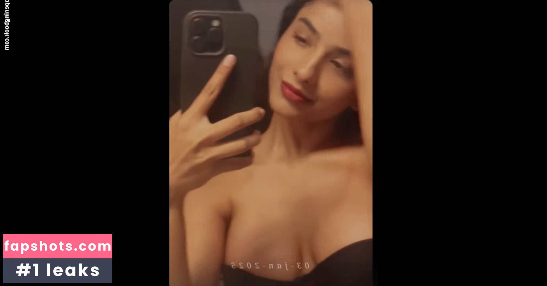 Aurora Sinclair gallery photo #11