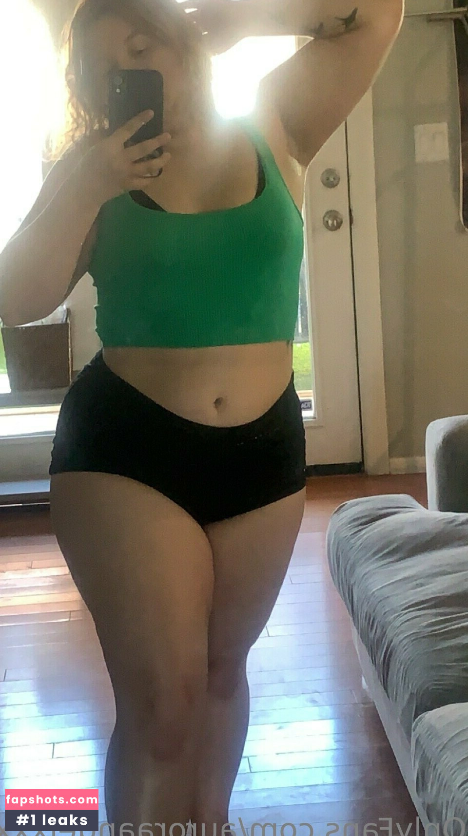 auroraangelxxx nude babe gallery