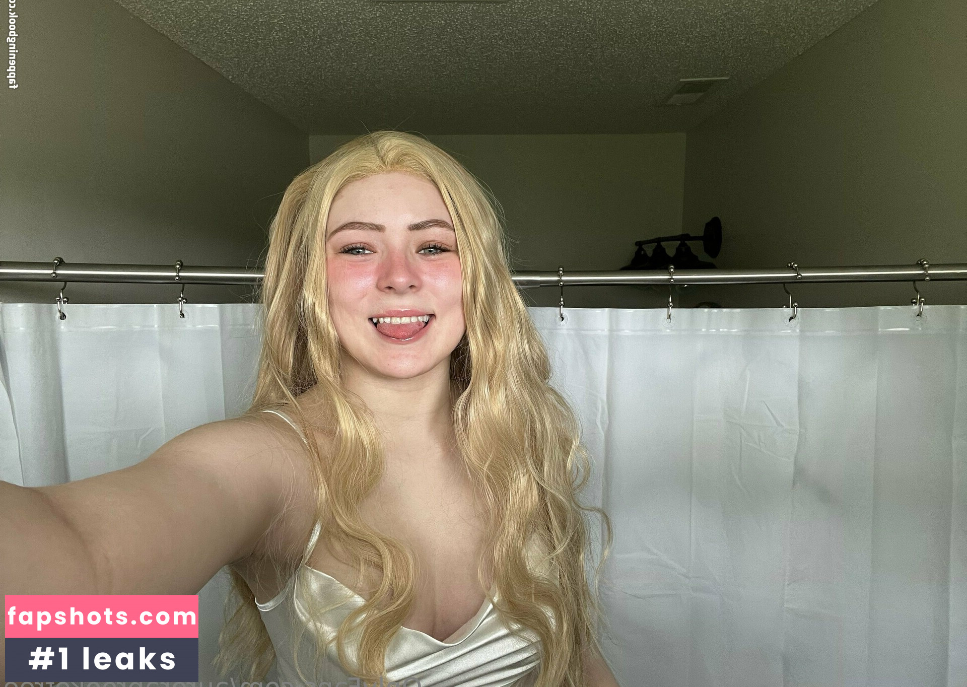 aurorabrookefree gallery photo #13