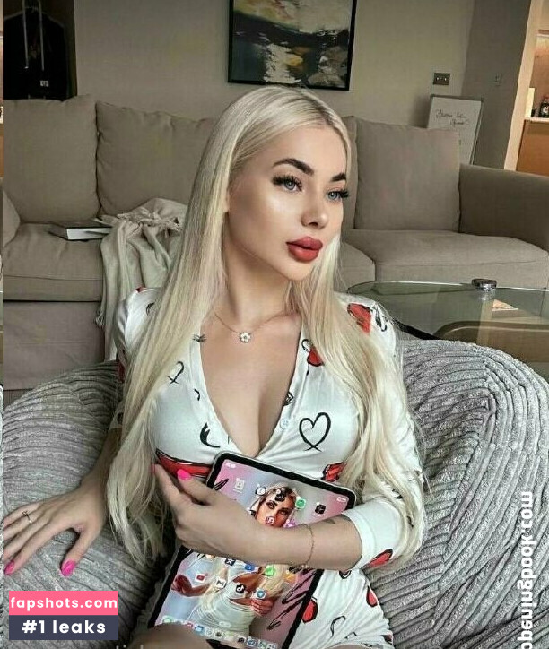 aurorawhitemodel Nude Leaks OnlyFans Photos #9 - LeakJerk