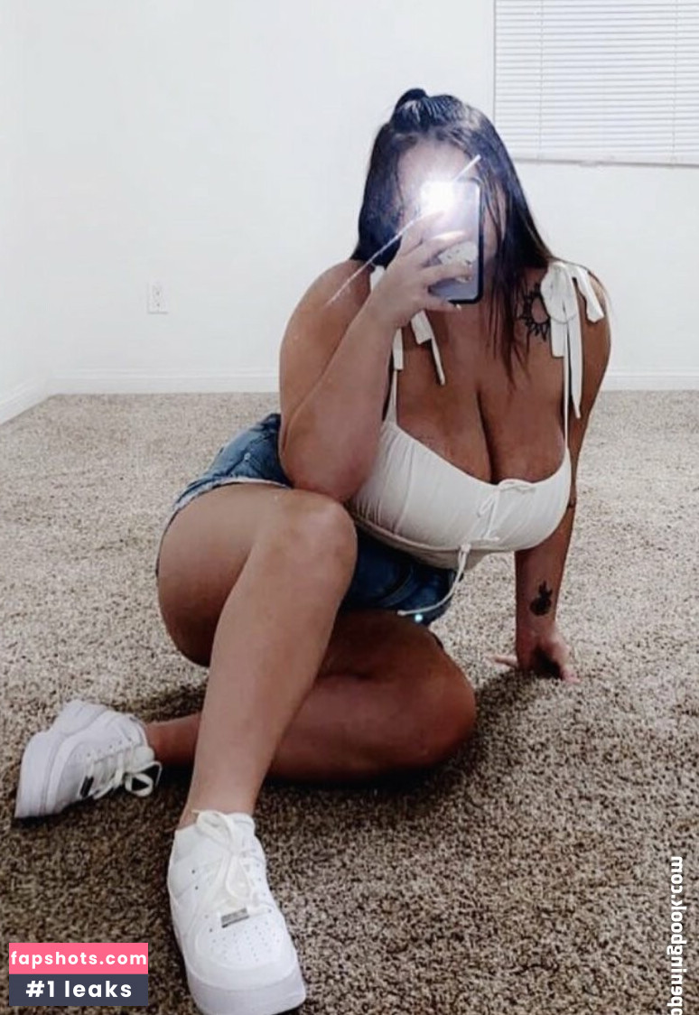 Autumn Lee gallery photo #8