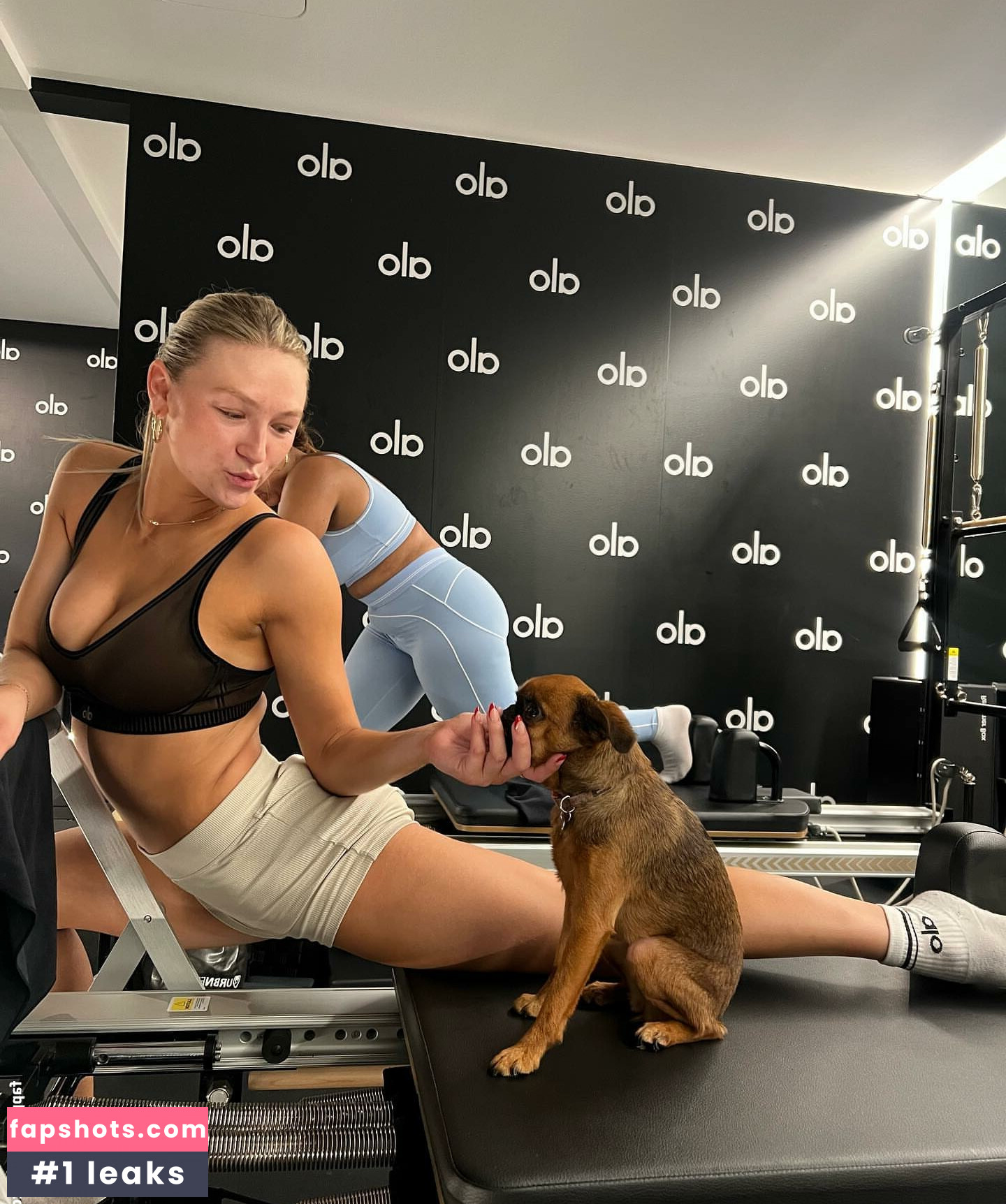 Autumn Miller gallery photo #3