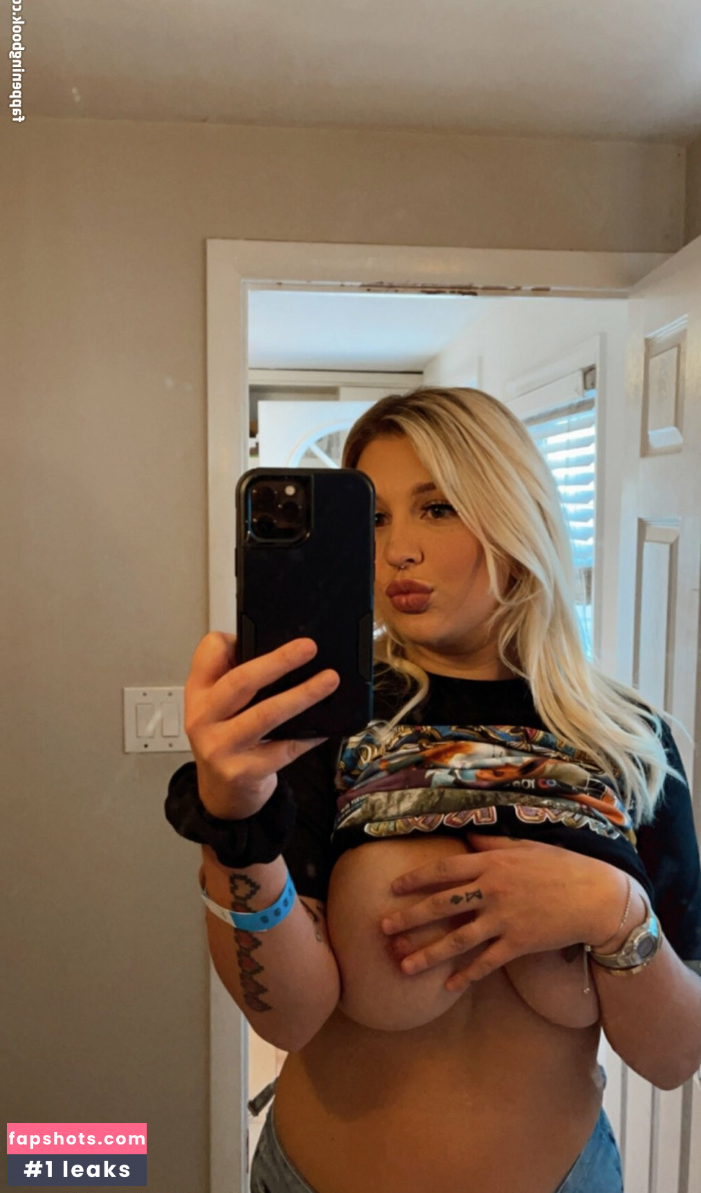 Autumn Moretti gallery photo #34