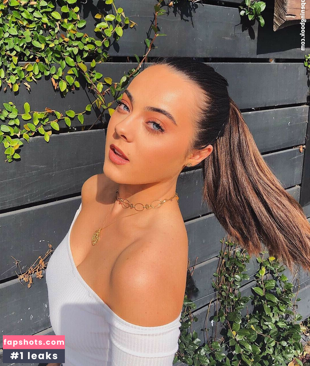 Ava Allan gallery photo #22