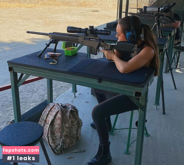 Ava Allan gallery photo #49