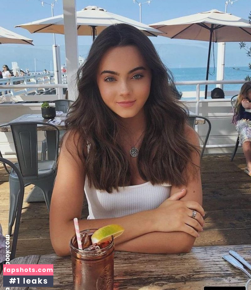 Ava Allan gallery photo #64