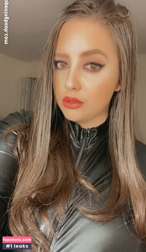 ava_hadley gallery photo #40