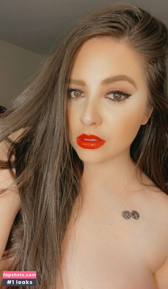 ava_hadley gallery photo #41