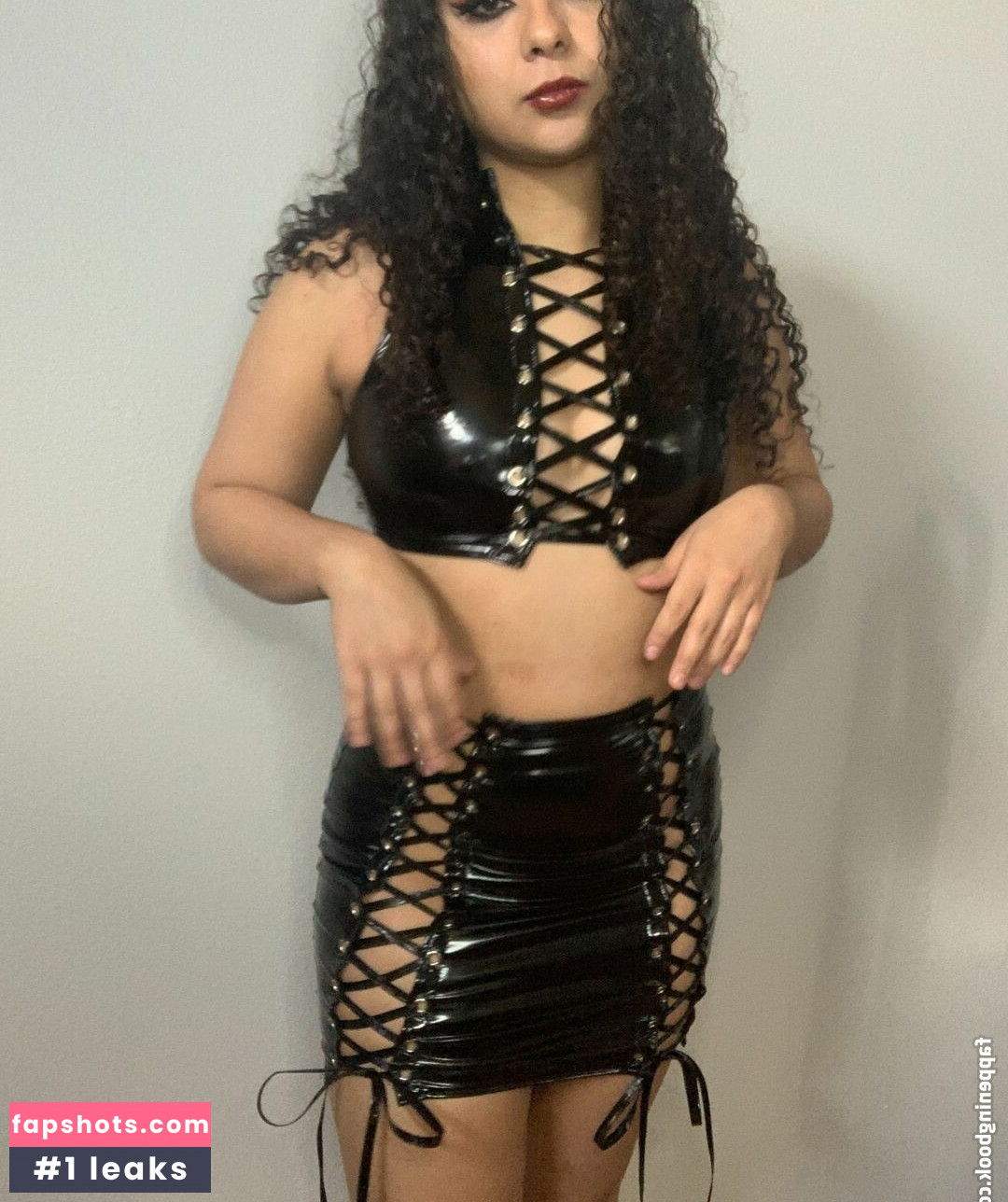 ava_hadley gallery photo #45