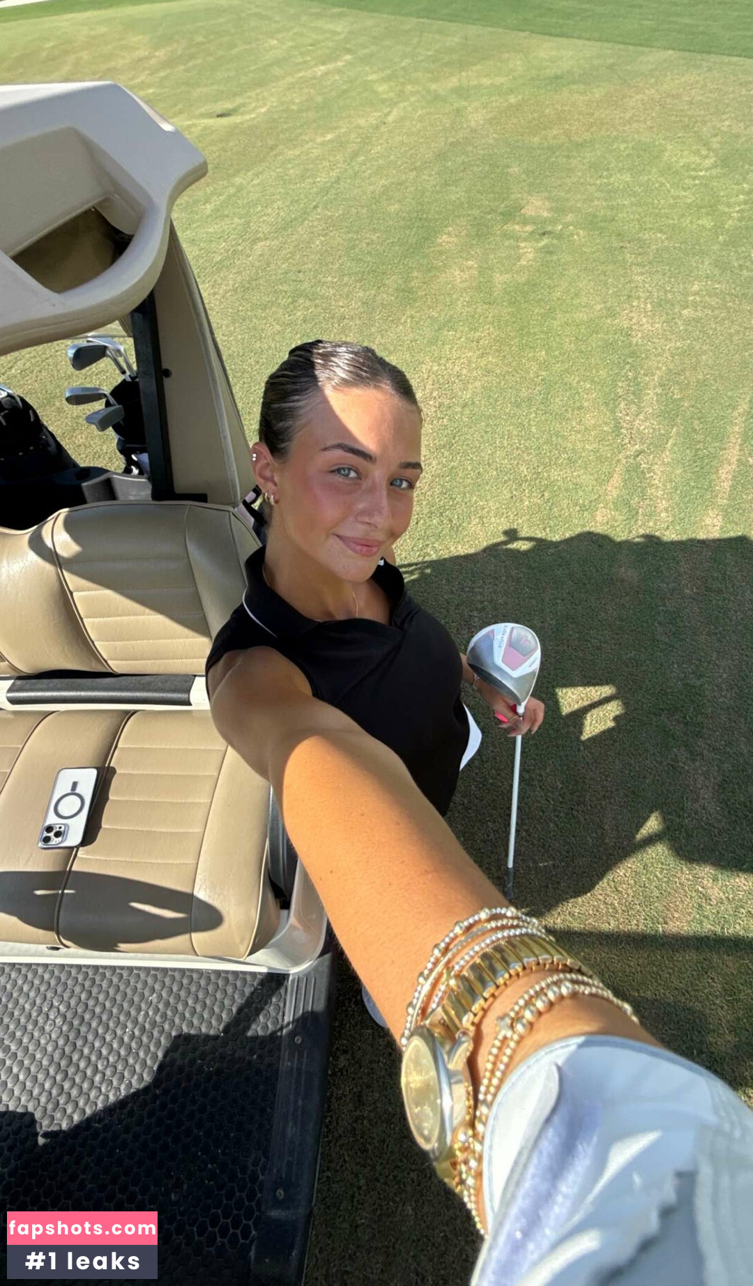 Ava Majury gallery photo #25