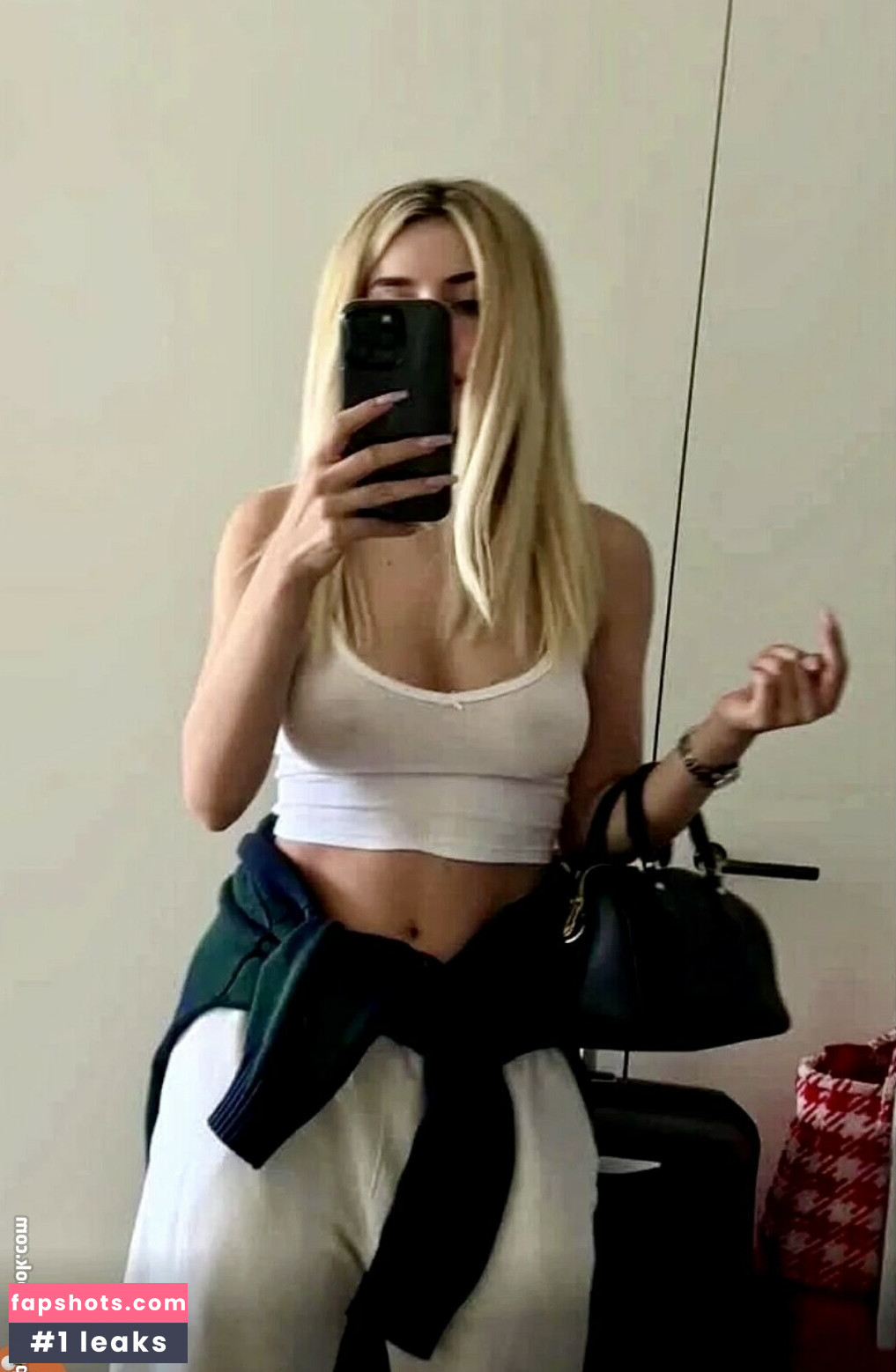Ava Max Filtración Desnuda OnlyFans Foto #114 - Fapshots