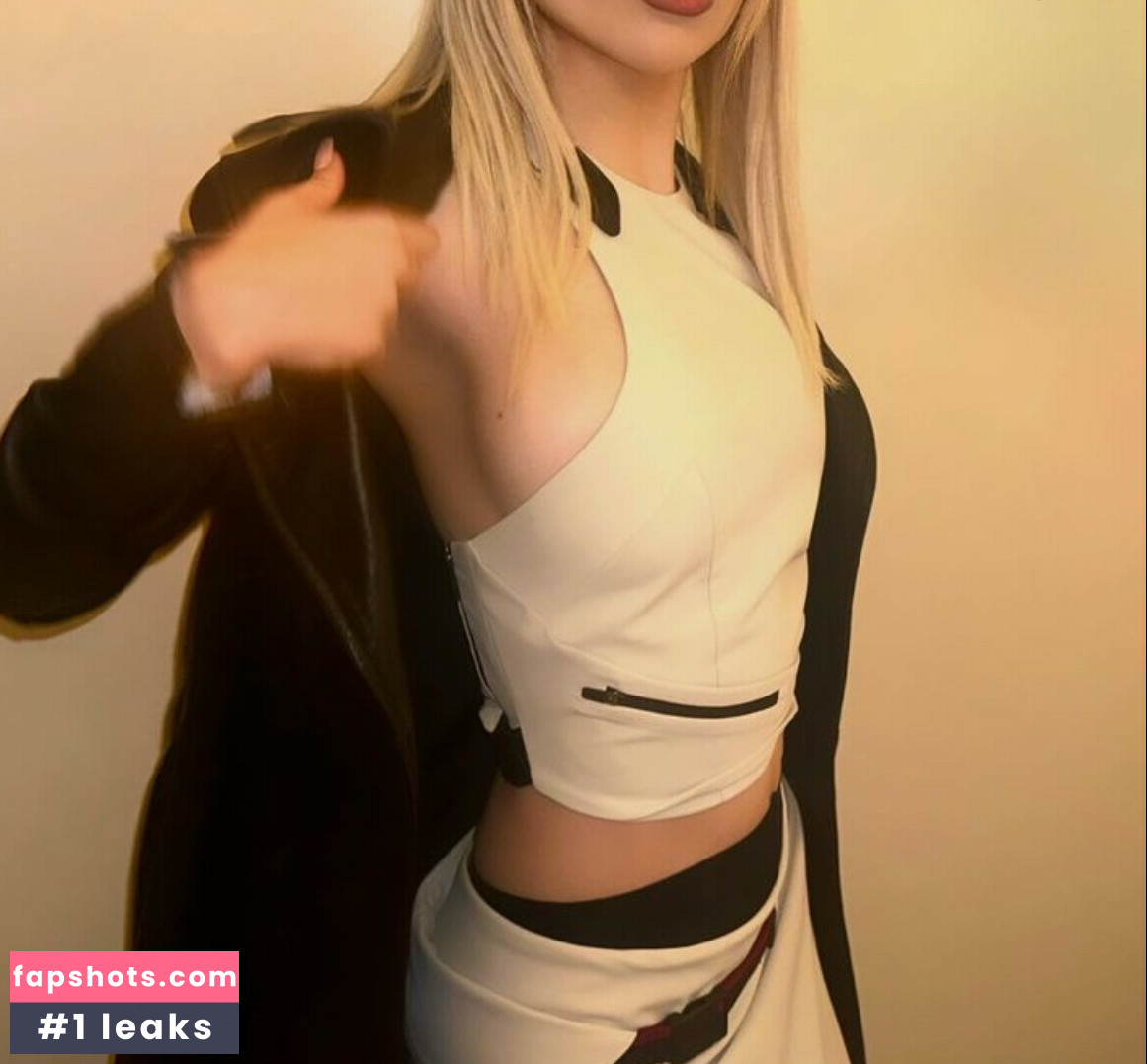 Ava Max Filtración Desnuda OnlyFans Foto #154 - Fapshots