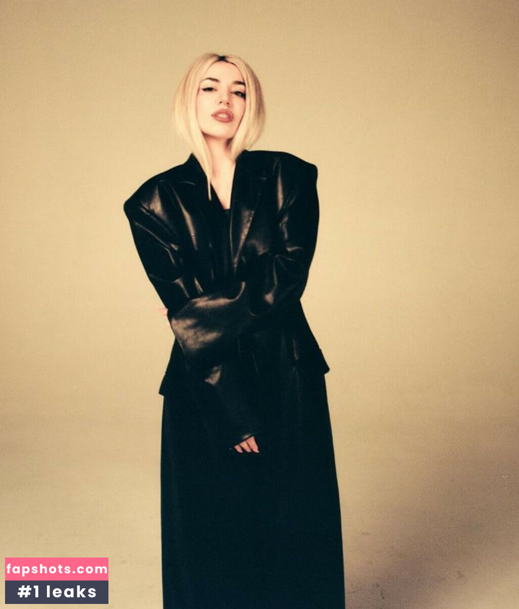 Ava Max Filtración Desnuda OnlyFans Foto #159 - Fapshots