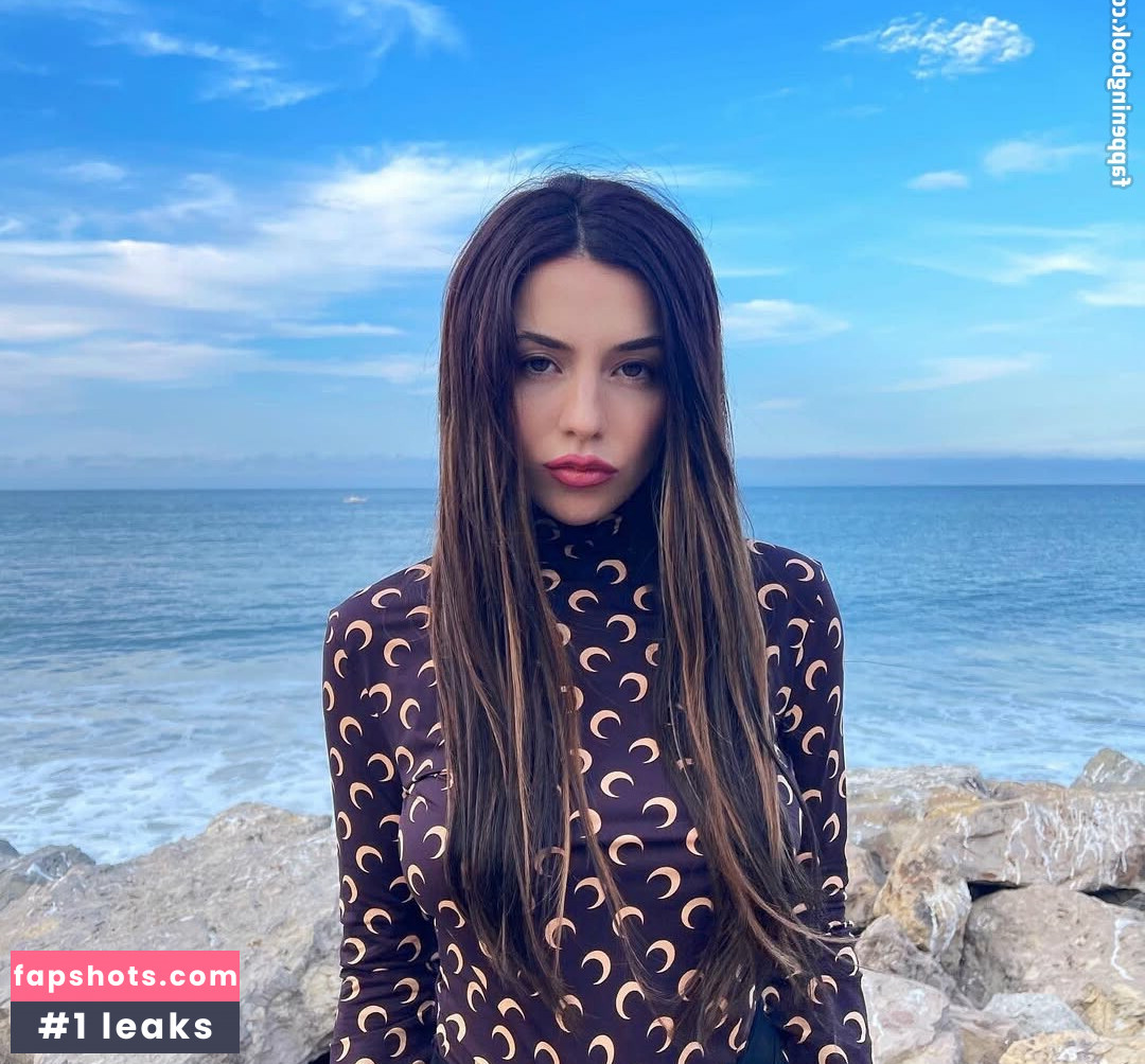 Ava Max Filtración Desnuda OnlyFans Foto #21 - Fapshots