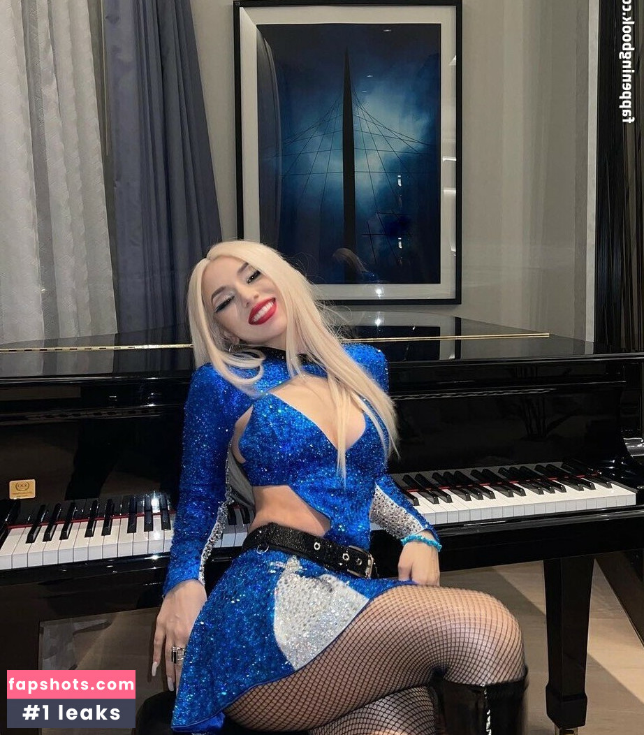 Ava Max Nahé úniky fotek pouze od fanoušků #229 - Fapshots