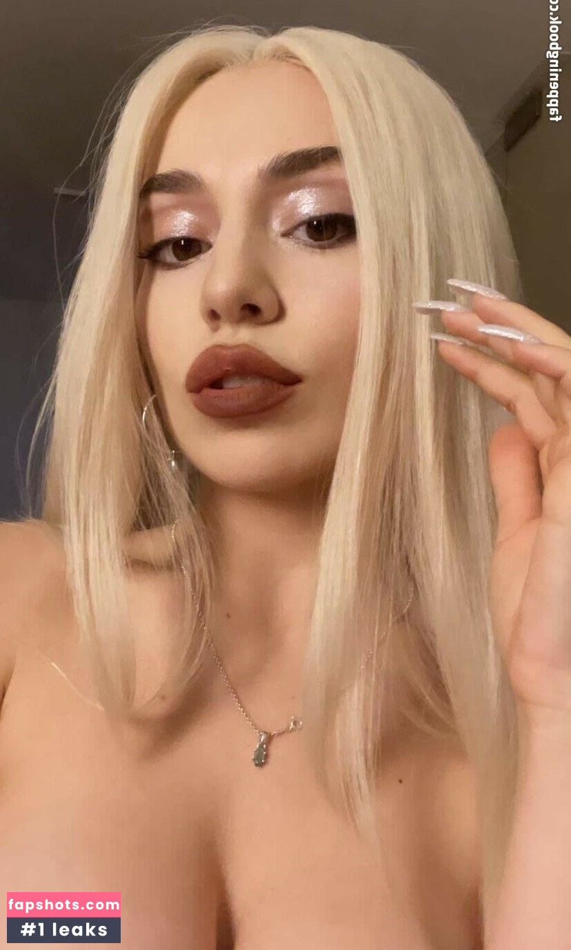 Ava Max Nahé úniky fotek pouze od fanoušků #230 - Fapshots