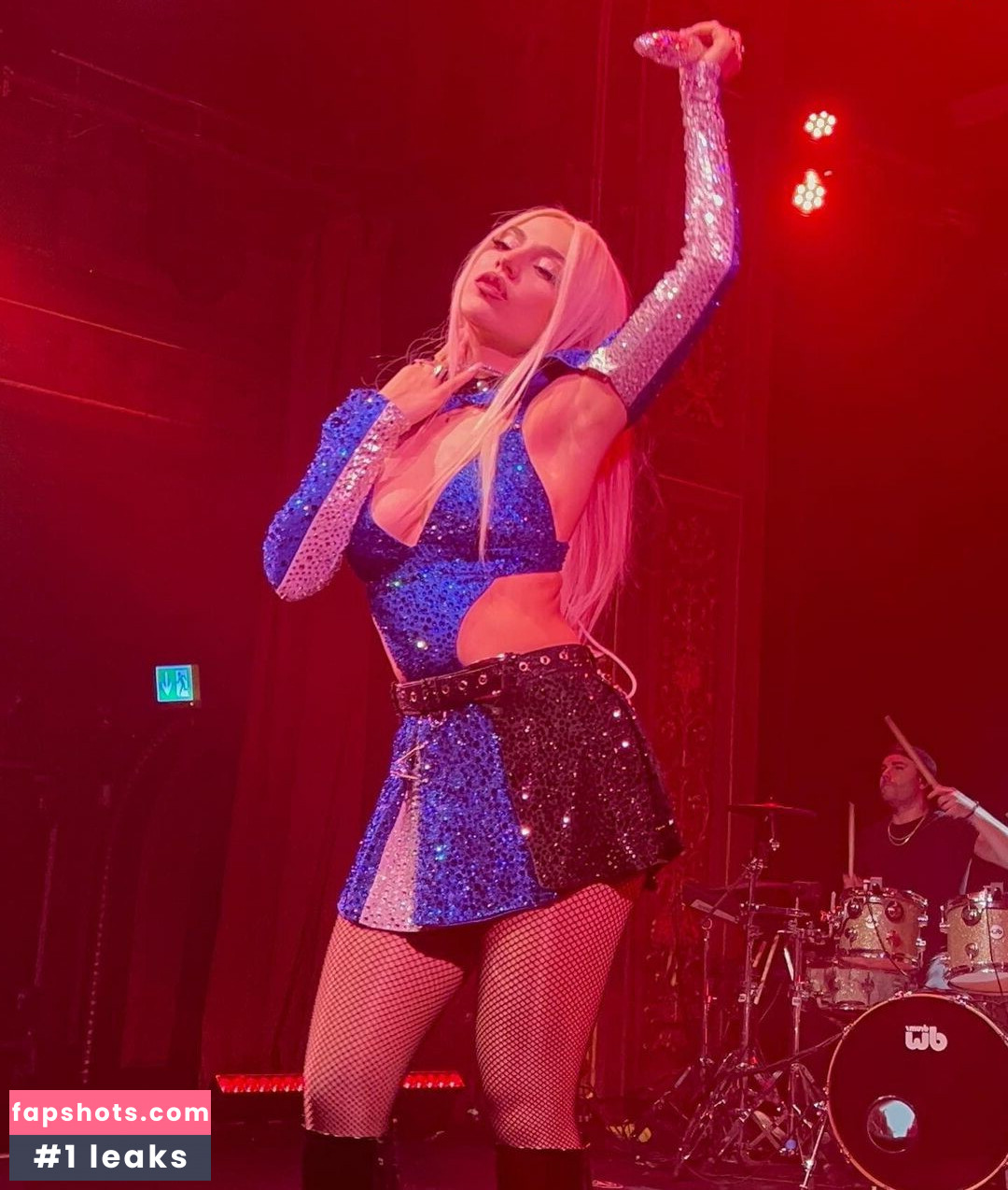 Ava Max Nahé úniky fotek pouze od fanoušků #240 - Fapshots